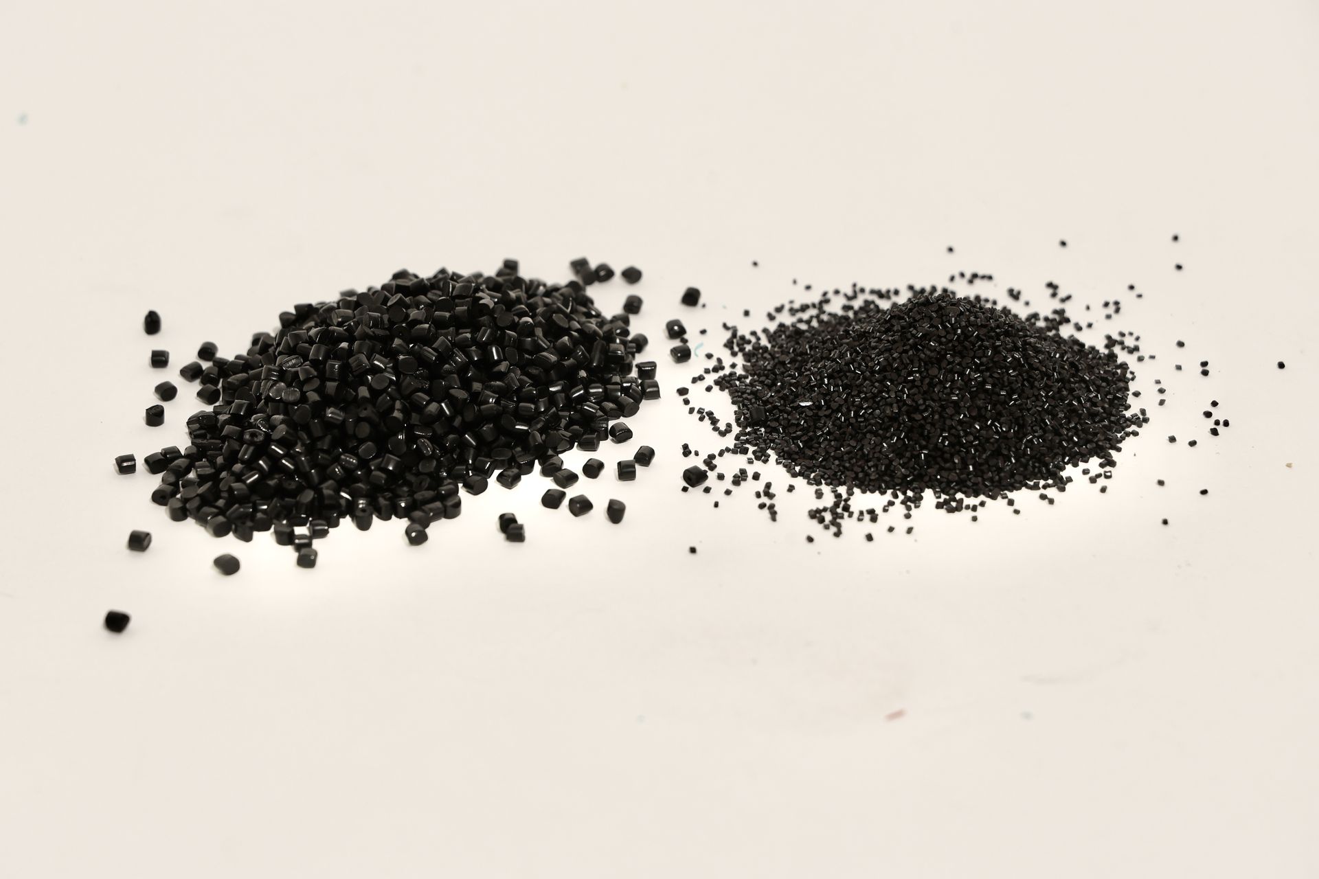 Products | Aangee Masterbatches and Compounds